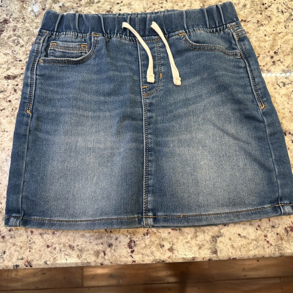 EUC GAP Blue Denim Kids Skirt with Drawstring, girls size Medium